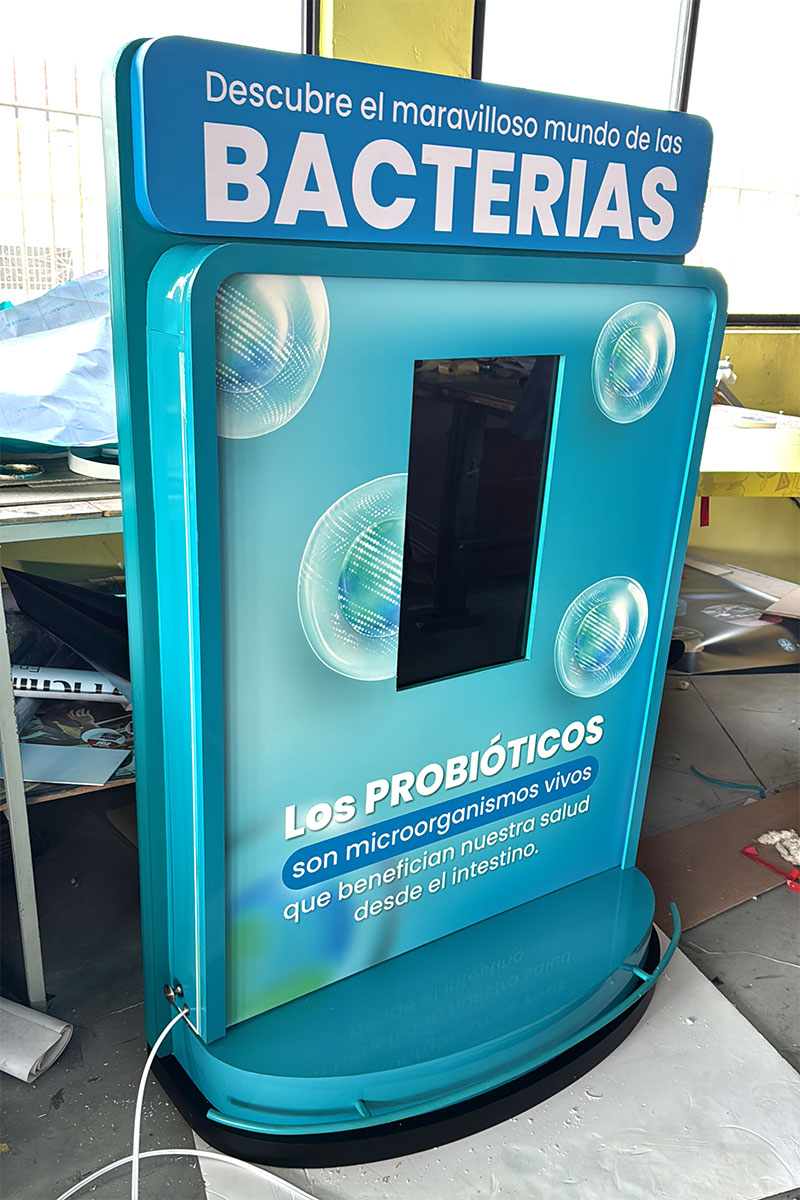 Tótem Digital - 01-Totems-servicio-publicitario-Digishop.jpg